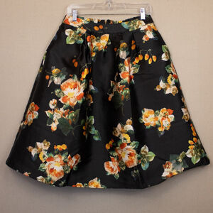 Lara Fashion black floral A-Line skirt NWT-M